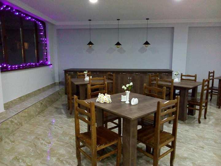 Guesthouse Gera Mestia Bagian luar foto