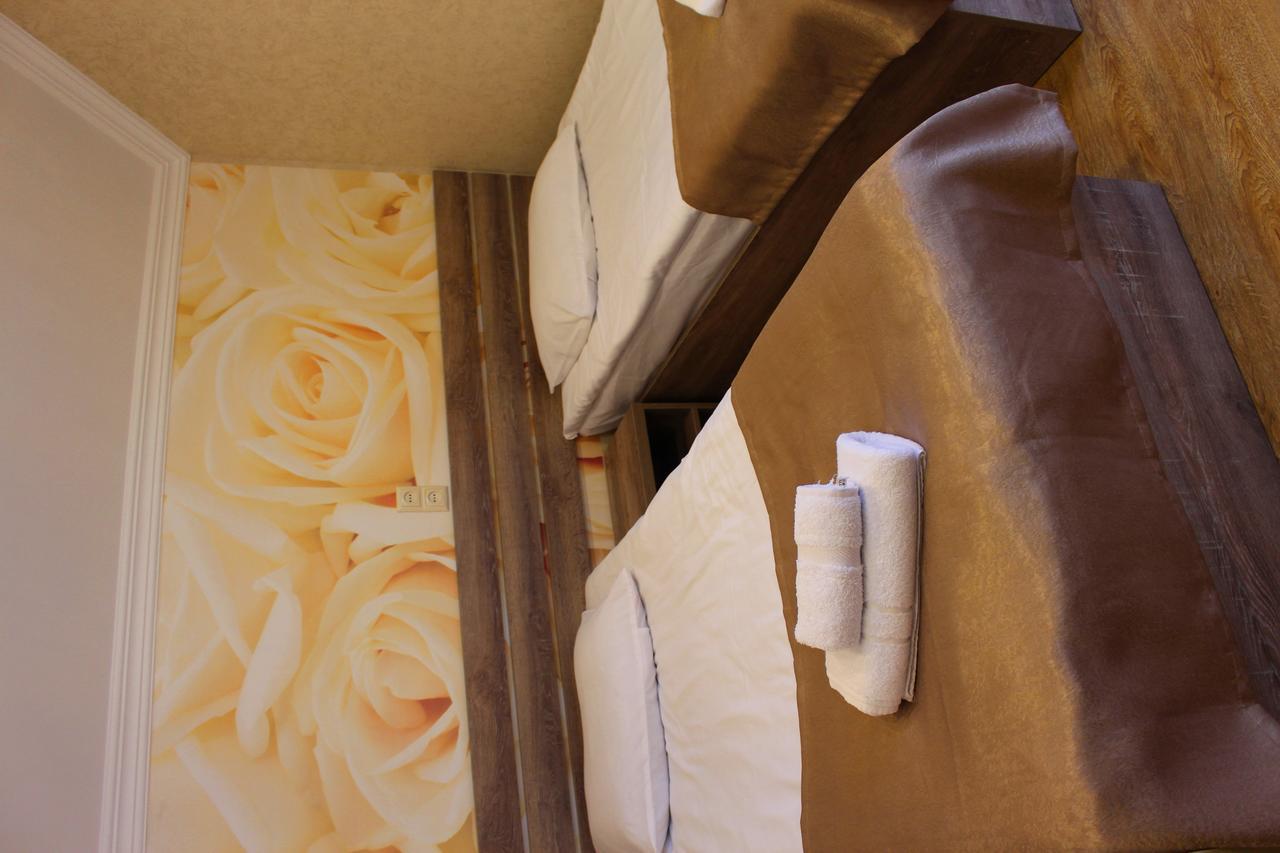 Guesthouse Gera Mestia Bagian luar foto